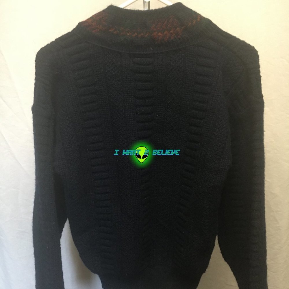 *ON HOLD* Pendleton Wool Sweater - Medium - Picture 5 of 7